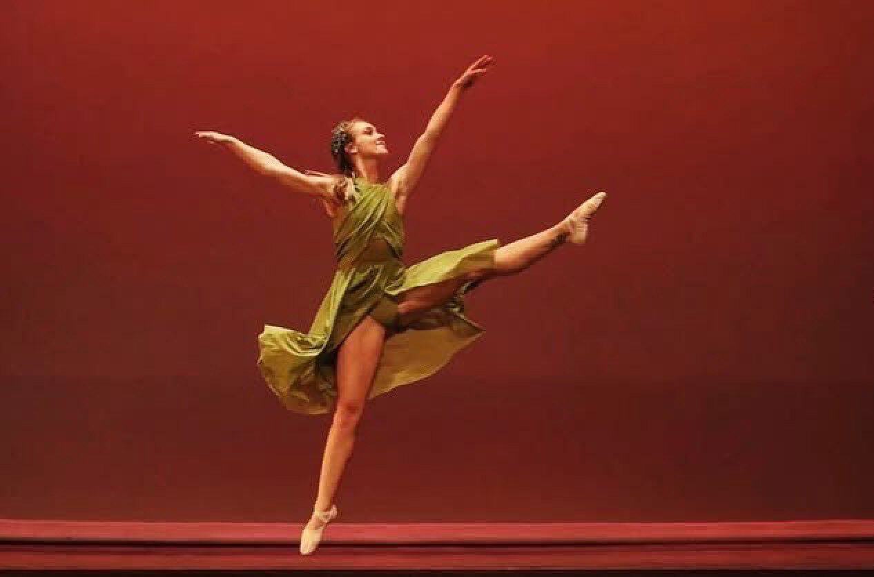 Mary frink dancing